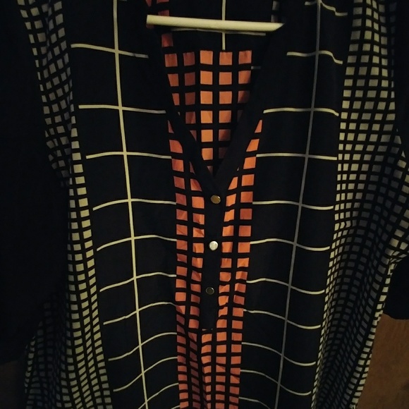 tunic - Picture 5 of 5